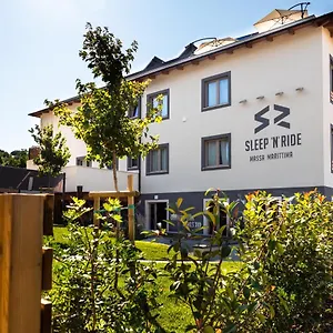 Sleep 'n' Ride Hotel